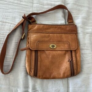 Vintage fossil leather crossbody bag